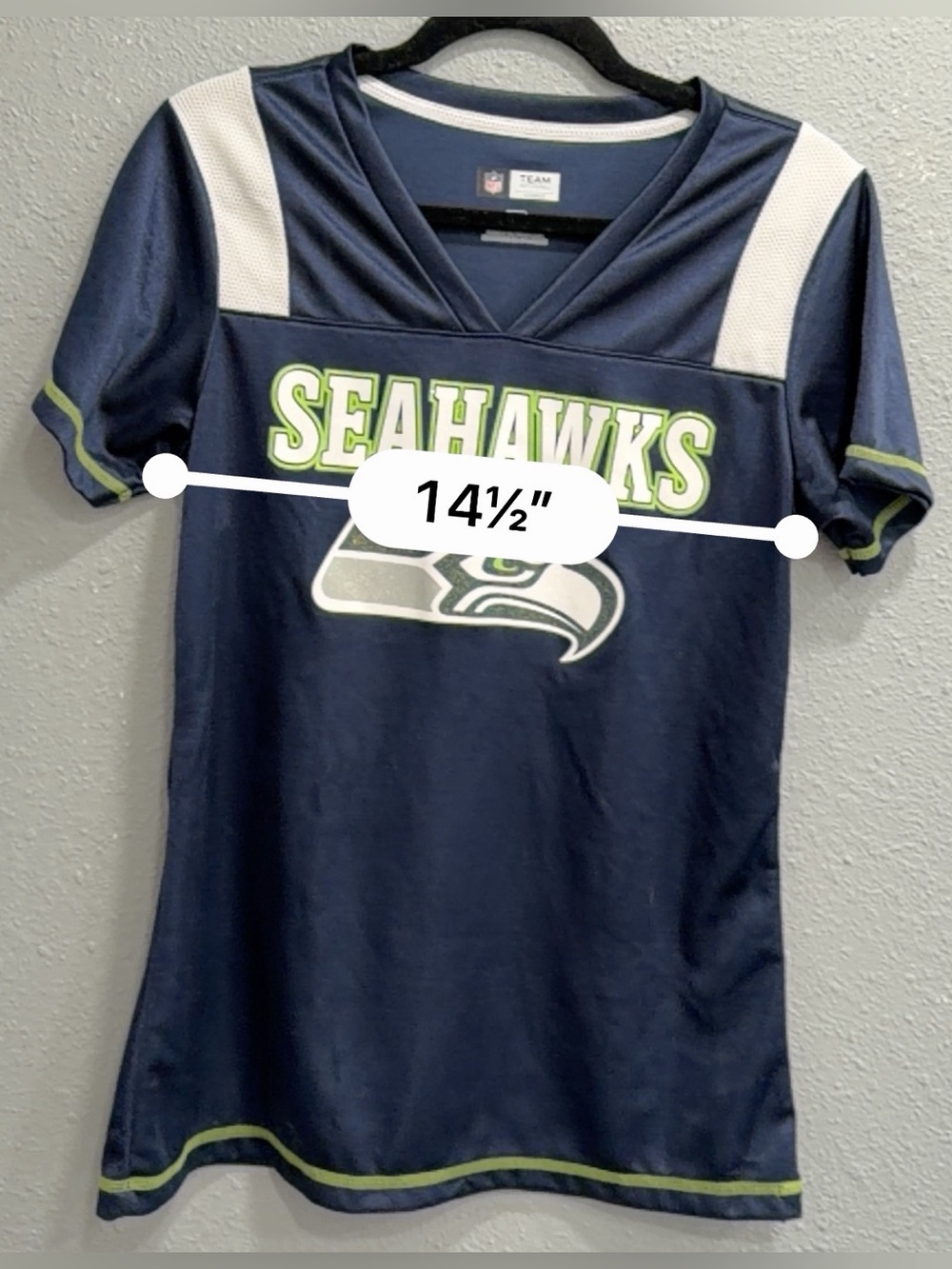NFL Team Apparel | Women’s Seahawks V-Neck Short-Sleeve Jersey, Size M - Picture 11 of 14